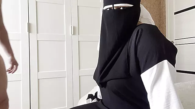 اماتور عرب, بکن بکن عربی, مامان عرب, نخواستن, اولین بار با مامان, خشن, سکس سخت با مادر, دوست مامان