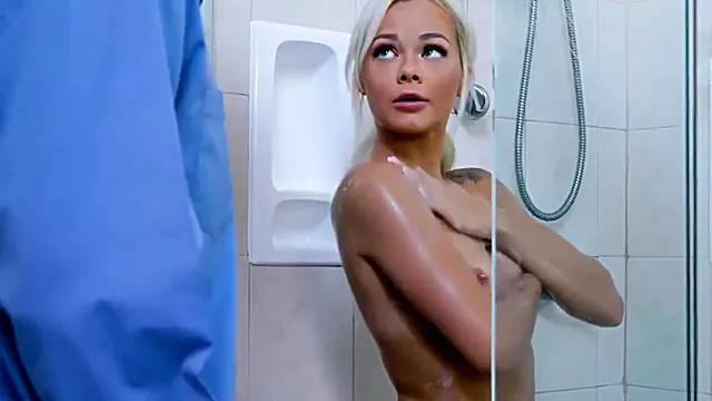 Toplu Sex Büyük Yarrak, Ən Güzel Yeniyetme Sik, Az Yaşlı Ev Qızı, Evli Arvad, Qoca Cavana Verir