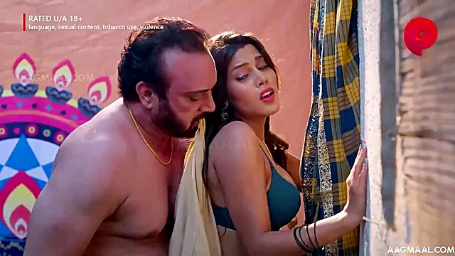 Indian hot girls in erotic movie