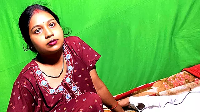 Desi Bhabhi tight pussy hotel sex with boyfriend - Indian village beauty nude fucking