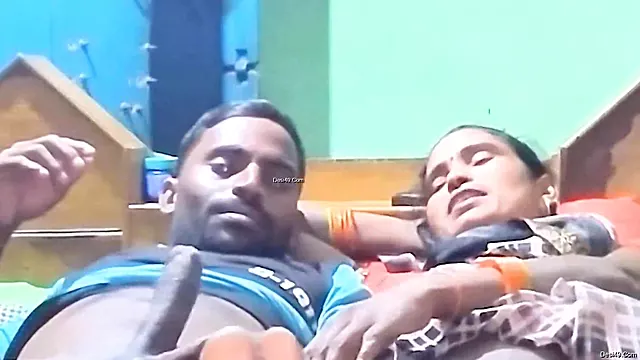 Today Exclusive-desi Village Bhabhi Handjob And Fucked By Hubby