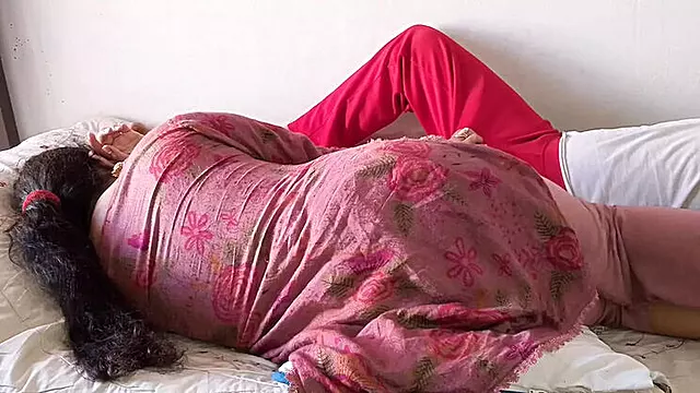 Pertama Kali, Pasangan Hardcore, Porn Kasar Mani Muncrat, India Four Some, India Tua, Pamer Memek