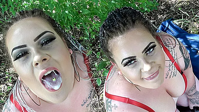 Outdoor Big-Ass Babe Fucked by Andy-Star