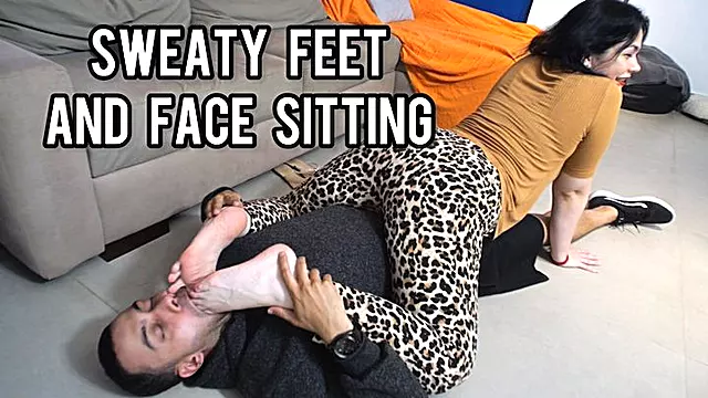 Having Fun With Face Sitting, Trample and Foot Domination For the First Time (720p)