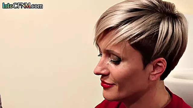 Britische Amateure, Amateur Gruppe, Amateure Handjob, Britisch Fetisch, Fetish Gruppe, Fetisch Handjob