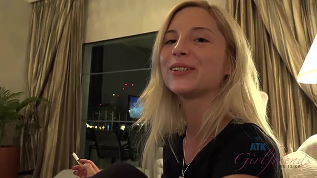 Nactilete Blond, Mladá Blondýnka, Sex Se Sousedem, Z Vlastniho Pohledu, Mlade, 18 Náctileté
