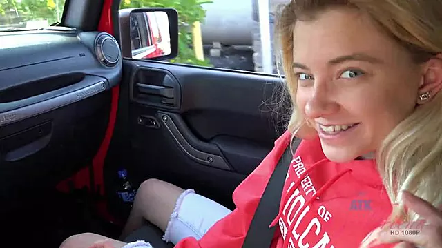 Výstřik Na Amatérku, Hubené Amatérky, Orgasmus Vystrik, Seznamka, Prstění Veřejnost, Mokra Pička