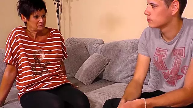 Amateur Brünette, Milf Amateur Fickt, Brünette Milf, Brünette Teen, Milf Hart Durchgefickt