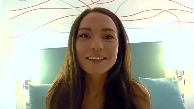 Nataly Gold In Toilet Whore
