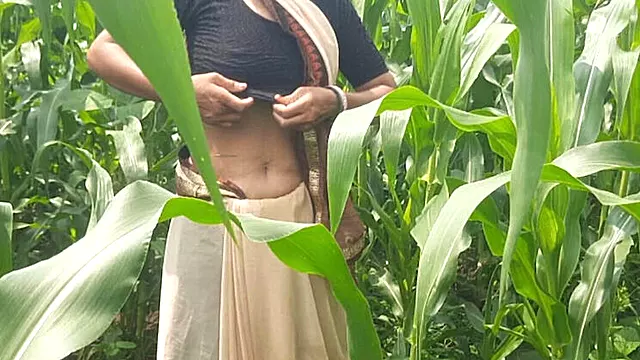 Indian Tetona, Tetona Exteriores, No Quiero, Panties, Publico, Tetas Indias, Indias Culonas, Hace Que Me Corra