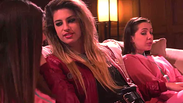Porno Lezby Velky Kundy, Zrale S Velkyma, Blondyny, Tvrdě Ošukaná, Lesby Trojka, Malinký Prsa