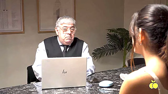 Młoda Lekarka, Reka W Cipie, Ostre Ruchanie Cipy, Hardcorowe Jebanie Mlodej, Starsza Z Mloda Para