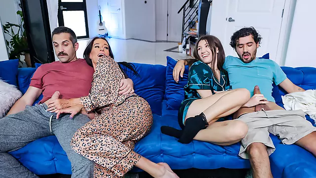 Mom and daughter swap partners in home foursome