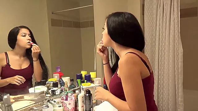 Tiefer Blowjob, Tief Abspritzen, Tief Im Hals Abspritzen, Kehlen, Nah Ausicht, Münd Blowjob
