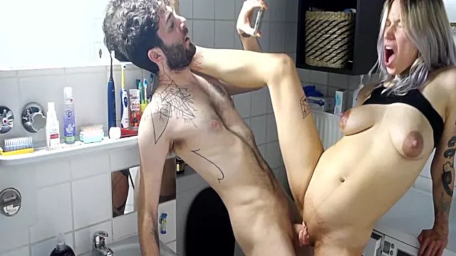 Frauen Abspritzen, Frau Spritzt Ab, Von Hinten Deutsch, Hardcore Deutsch, Deutsch Orgasmus
