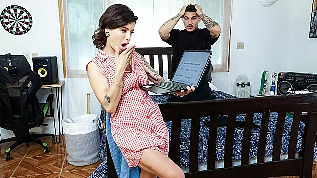 Obciaganie Mega Kutas, Brunetka Piersi, Kutas Miedzy Cyckami, Milfs One Cock, Niesamowite Nogi Hd