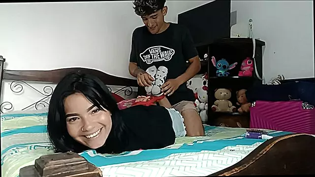 Gelitik Kaki, Kaki