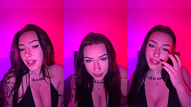 Horny Goth mommy wants you to come for her JOI