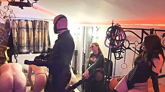 Tvrde Bdsm, Mistr Bdsm, Bdsm Mičení, Dominy Otroci, Kruté Tresty, Kožené Domina, Otrok Trest, Trest