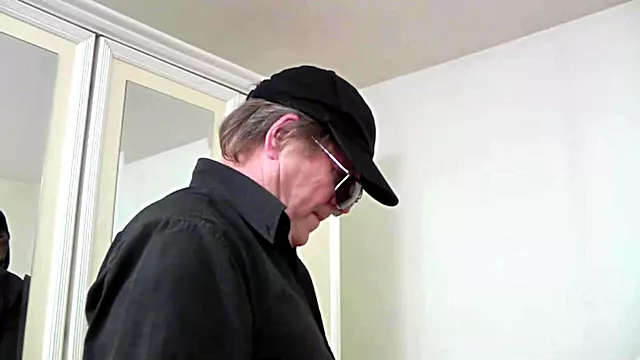 سبزه فرانسوی, خردسال اروپای, ساک زدن اولین بار, خوشگل جوان فرانس, کم سن, درحاک, اب کس, سکس پیر و جوان خشن