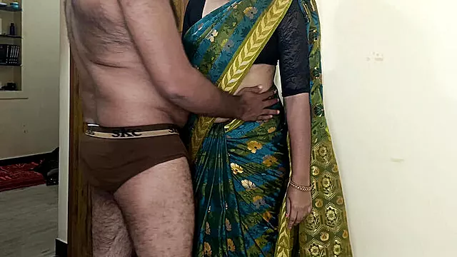 Indian Housewife Secretly Fucks Office Colleague in 4K HD Sex Video