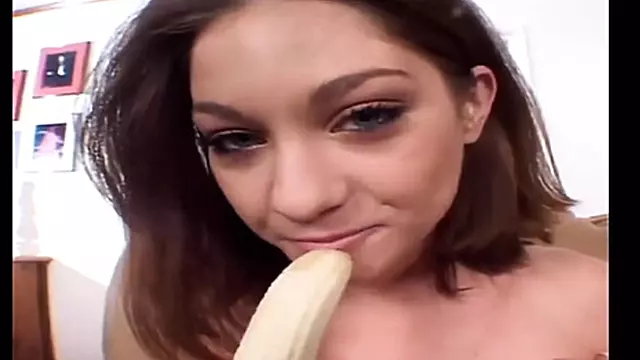 Kunda Do Pusy, V Puse, Ukazuje Kundu, Řezani Piči, Těsná Kunda