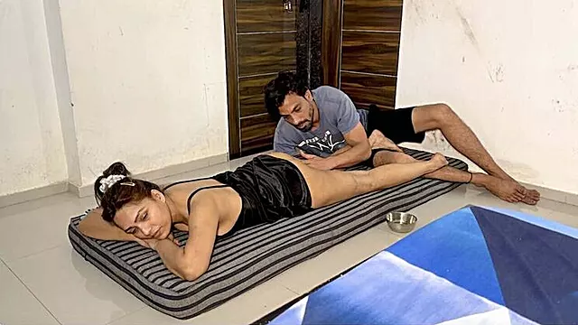 Zoya Rathore gives sensual full body massage to a lucky guy in HD