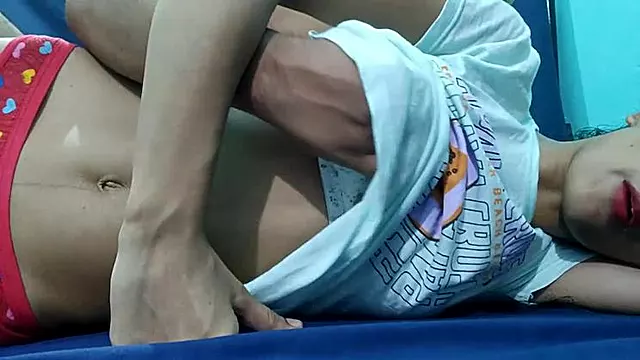 Prsaté Kundy, Velky Penis Do Kundy, Úzká Mladá A Velký Pennis, Velká Vagína Zblizka, Prsa V Kund