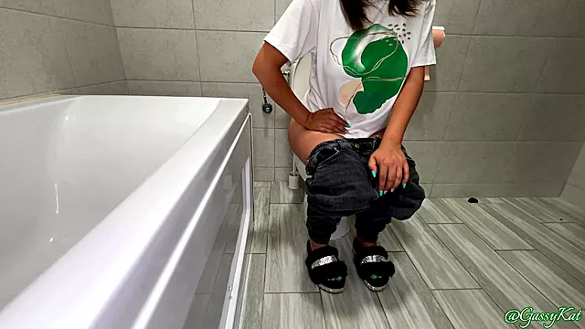 Amateur Rijpe Vrouwen, Broekje Uit Amateur, Slipje, Slipje Scheet, Scheet Op Wc, Slipjes Geneukt Milfs