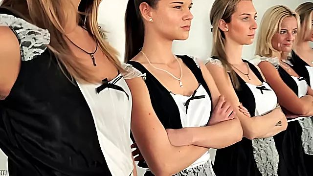 Lesbian Ceating, Lizanje Picke, Lezbejke Lizanje Picke, Tuca Zena, Jebanje Zene Prstom, Zene Lezbejke