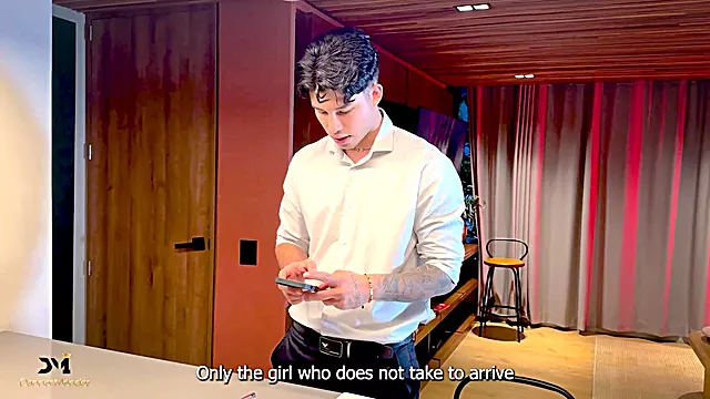 Real Estate Agent Fucks His Client to Give Her a Discount - Danner M ndez and Ambar Prada