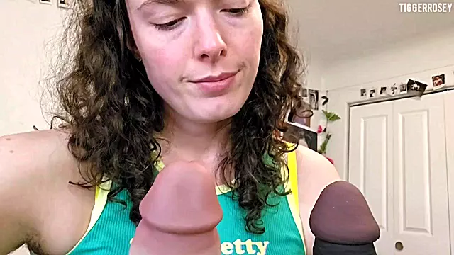 Awek Dapat Ramas Tetek, Awek Lancap Kan Batang Pakwe, Awek Isap Batu Sex, Awek Dildo, Dildo Alat Mainan Seks