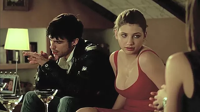 Miriam Giovanelli - Mentiras y gordas (2009)