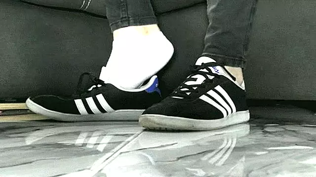 The scent of my sweaty socks and feet will permeate your nose WMV FULL HD 1080p