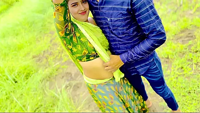 Desi Village Beautyful Sali Soniya Fucked Hard by Her Jiju in Farm, Jija Sali Fuck Clear Full HD