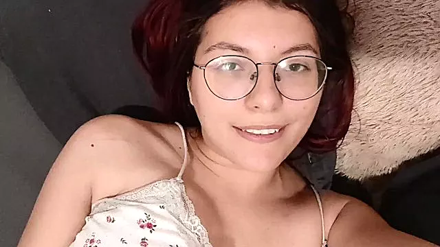 Amatrice Allemande, Amatrice Solo, Brune Solo, Fétichisme Des Pieds, Pieds Solo, Femme Solo
