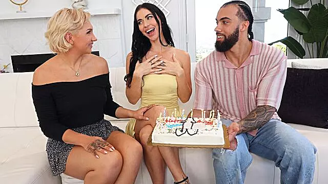ساک زدن عرب, کون عرب, عربی دهنی, الاغ جوان عرب, کیر دبل بزرگ, کون گنده چرپ, نخواستن, طبیعی, عکس کیرهای بین نژادهای مختلف
