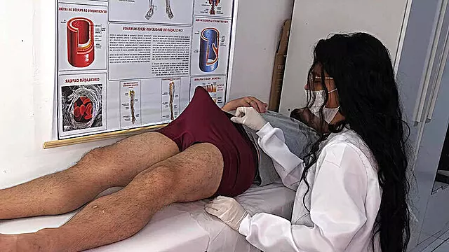 Amatör Handjob, Esmer, Esmer Hemşire, Kalin Yarak, Üniform Doctor, Toplu Amator, Elle Muamele