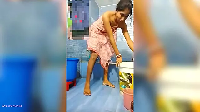 Brunette Amature, Amateurfilm Solo, Douchen Amateur, Bij Tits Shower, Tieten Solo, Solo Vrouwen