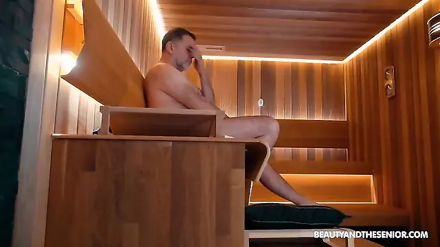 Doggie Kontol Besar, Kakek Kontol Gede, Kontol Sex Payudara, Jimat Memek, Kakek Yang Sangat Tua