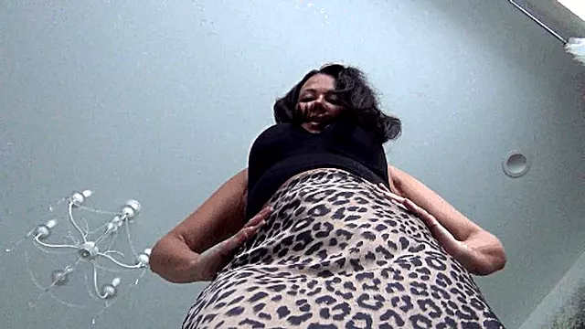 Jerk off your little dick under a giantess s skirt 2b