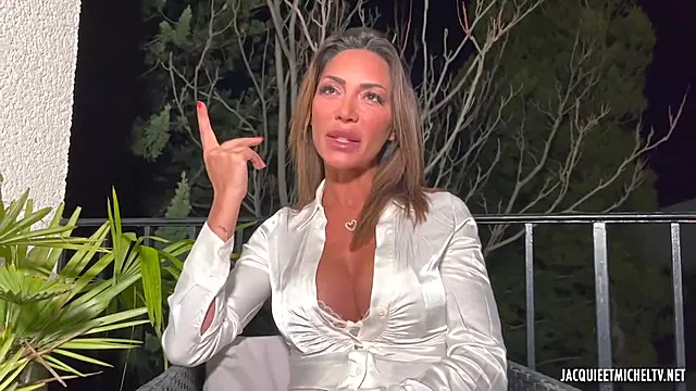 Grosser Schwanz Milf, Deepthroat Großer Schwanz, Große Brüste Kehlenfick, Grosser Naturbusen Draussen