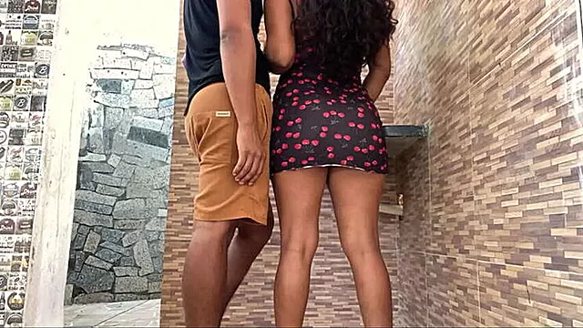 Grosser Schwarzer Arsch, Dicker Hintern Abspritzen, Brünette Blowjob, Brünette Schwarzer