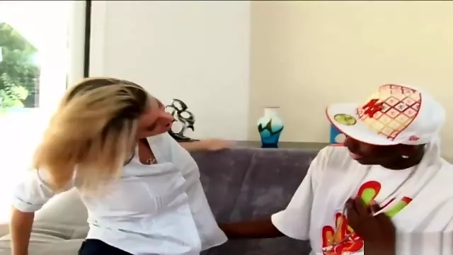 Mom Seduce Black Friend Of Her Son To Fuck When Alone