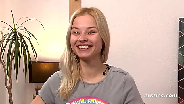 Amatőr Szőke, Vaódi Amatőr, Nagy Mell Fucking, Szőke Mell, Gyönyörű Szőke, Őrült Szop, Mell Maszturbálás