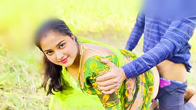 Bhabhi Devar Outdoor Sex in Hindi - Doggy Style Fucking in Field with Big Cock