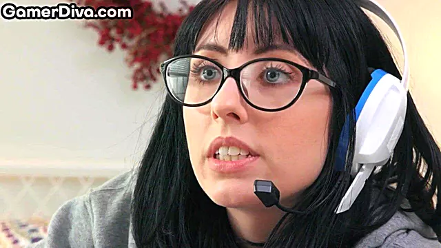Round ass gaming babe pussyfucked by BF in various positions