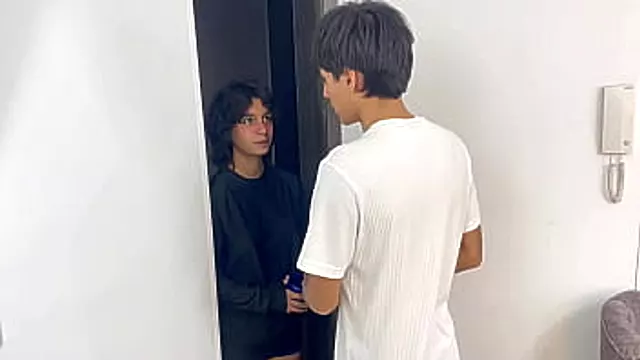 Deepthroat Tekak Yang, Tekak, Diri, Paling Tua, Panas Mendapat Fuck