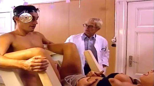 Classique Threesome