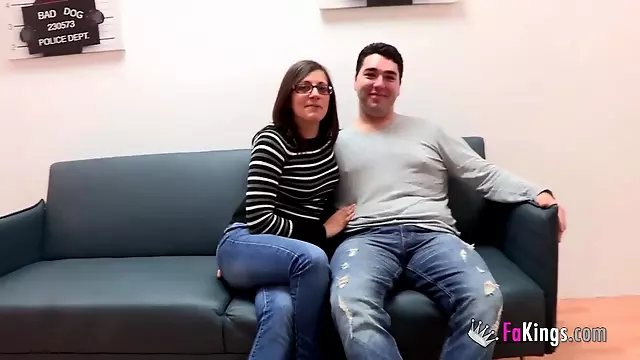 Couples Threesom, Første Trekant, Amatør Par, Amatør Trekant
